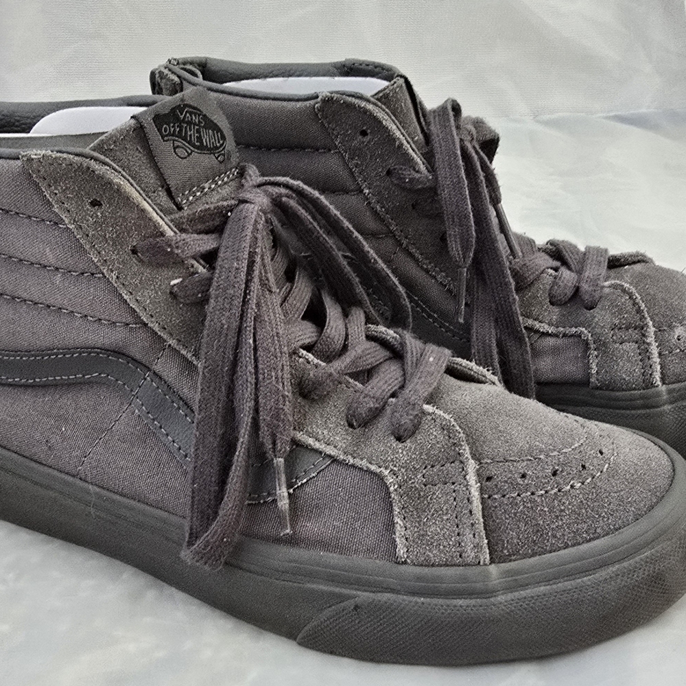 Vans Gray High-Top Sneakers Men's Size 6.5 Women's Size 8 Unisex